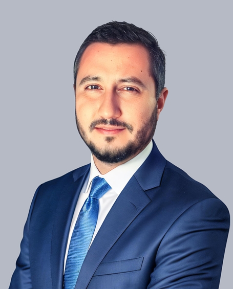 Irving  Flores-Corona Photo