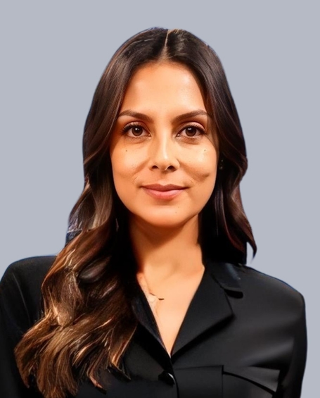 Elizabeth  Reyes Photo