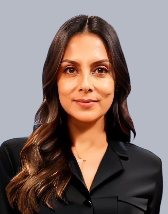 Elizabeth Reyes Photo